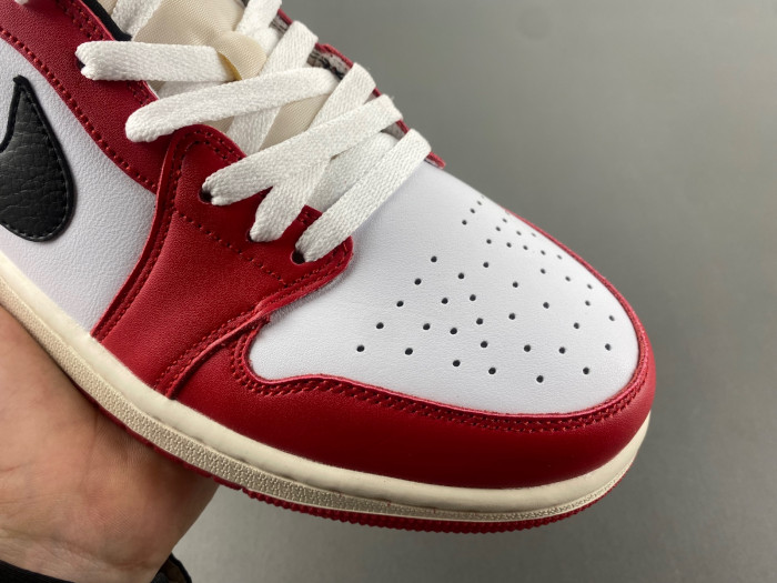 Air Jordan 1 Low OG “Chicago” HQ6998-600