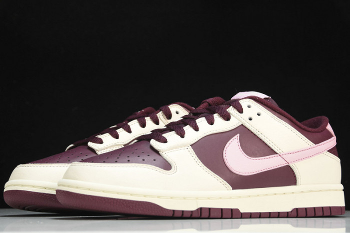 nike dunk low valentine