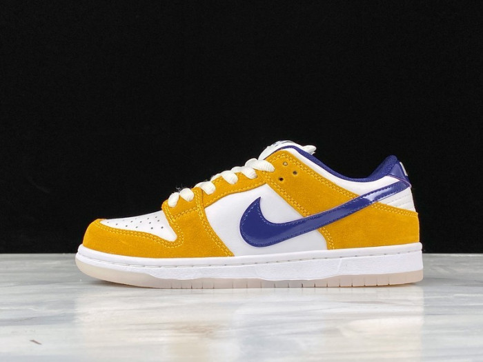 nike sb dunk low laser orange bq6817-800