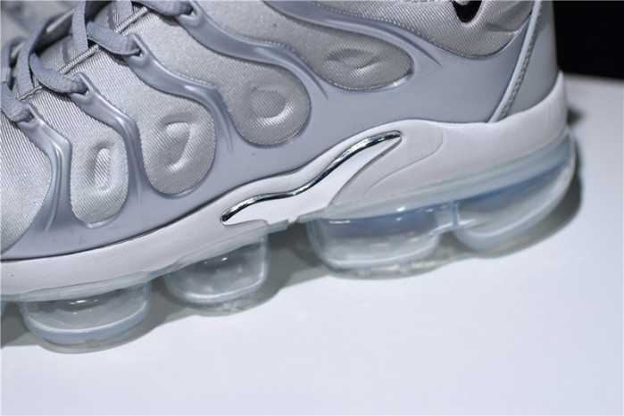 nike vapormax plus “triple white” pure platinum mens 924453-100